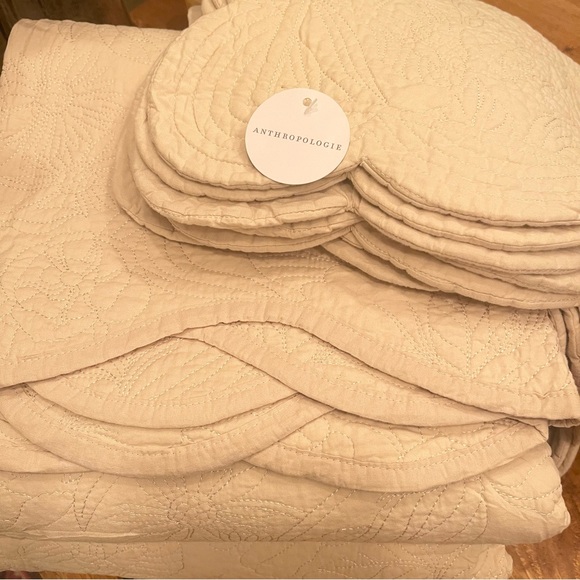 NEW Anthro White Cream Queen King Reversible Quilt Bedspread Blanket & Sham Set